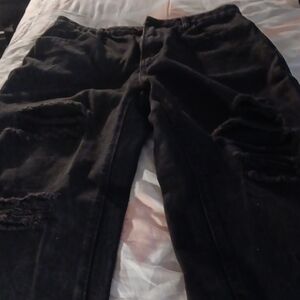 Stylish Black Distressed Jeans